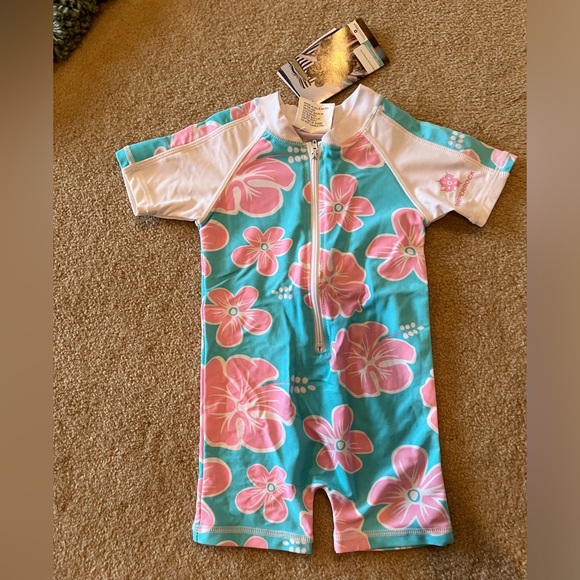 Snapper Rock Hibiscus Sunsuit - Picture 1 of 3
